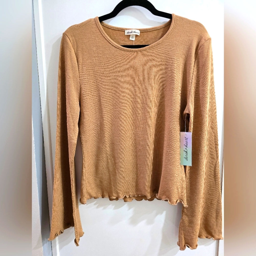 Derek Heart Flare Long Sleeve
